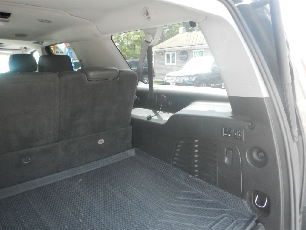 Photo 33 of this CADILLAC ESCALADE AWD
