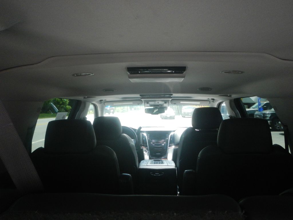 Photo 34 of this CADILLAC ESCALADE AWD