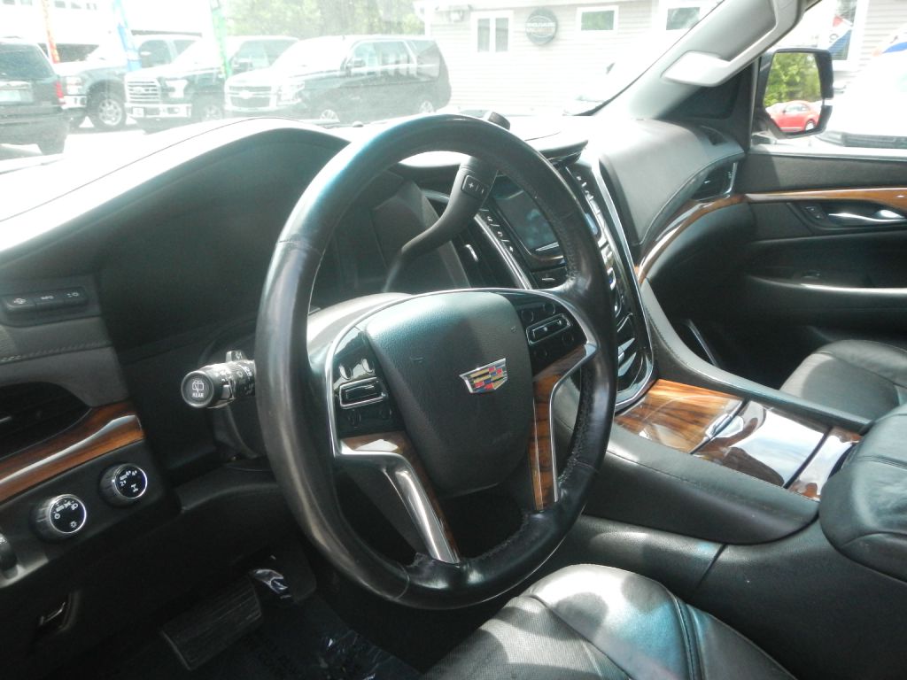 Photo 52 of this CADILLAC ESCALADE AWD