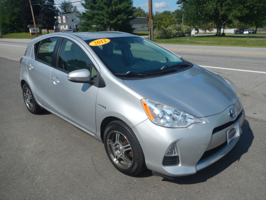 2012 TOYOTA PRIUS C