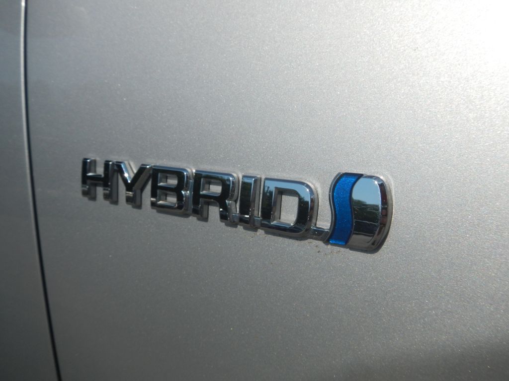 Photo 16 of this TOYOTA PRIUS C