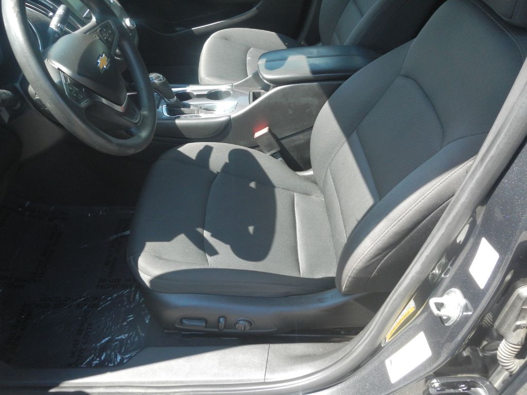 Photo 50 of this CHEVROLET MALIBU LT