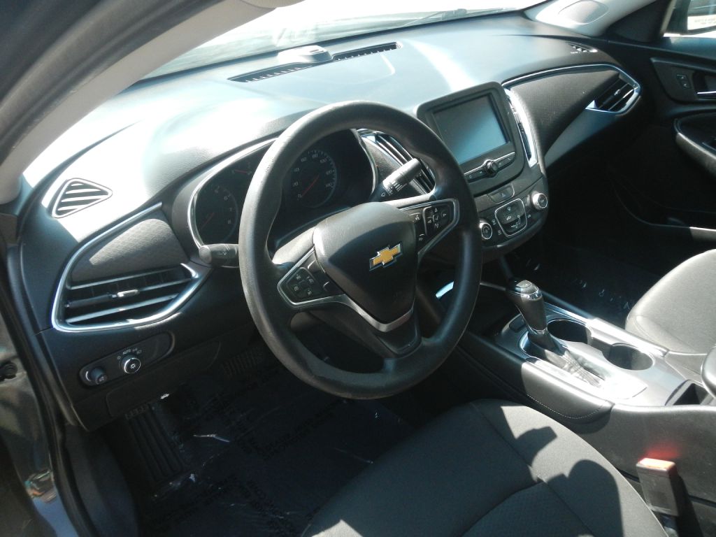 Photo 55 of this CHEVROLET MALIBU LT