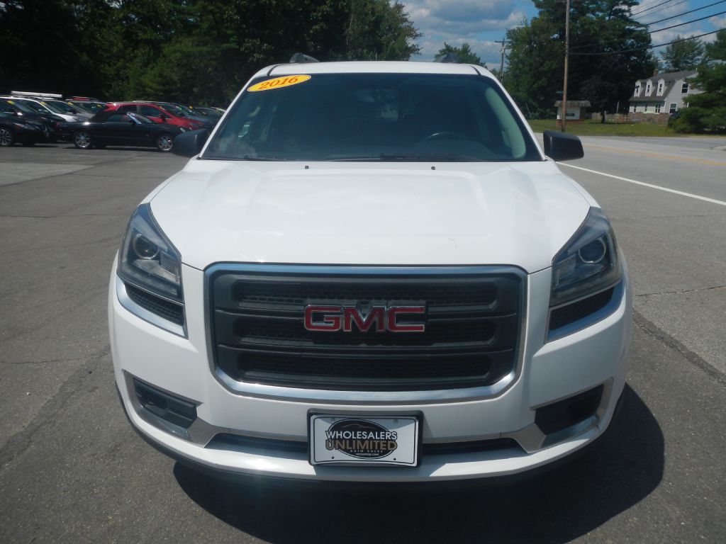 Photo 13 of this GMC ACADIA AWD