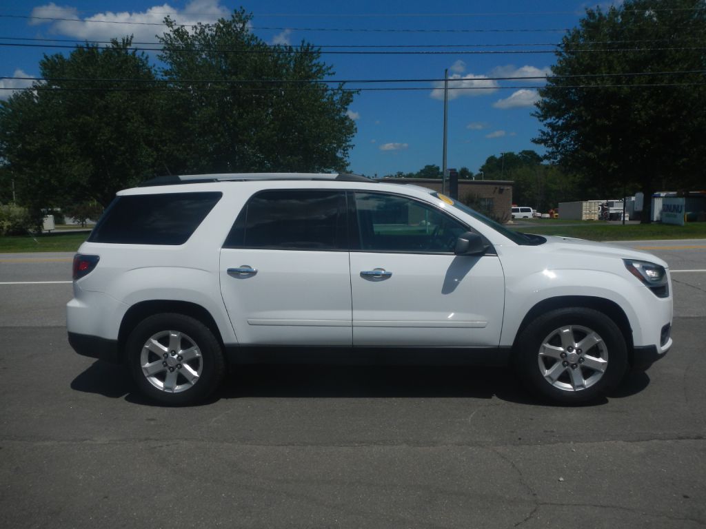 Photo 17 of this GMC ACADIA AWD