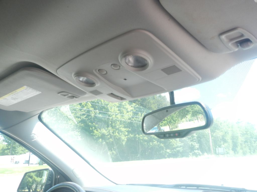 Photo 24 of this GMC ACADIA AWD