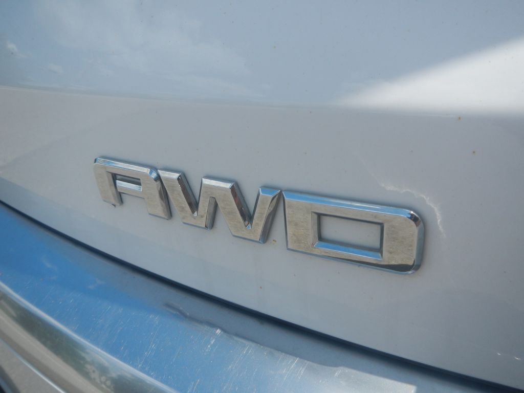 Photo 39 of this GMC ACADIA AWD