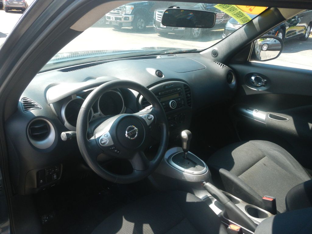 Photo 10 of this NISSAN JUKE AWD