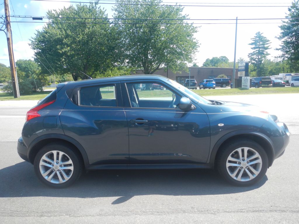 Photo 13 of this NISSAN JUKE AWD