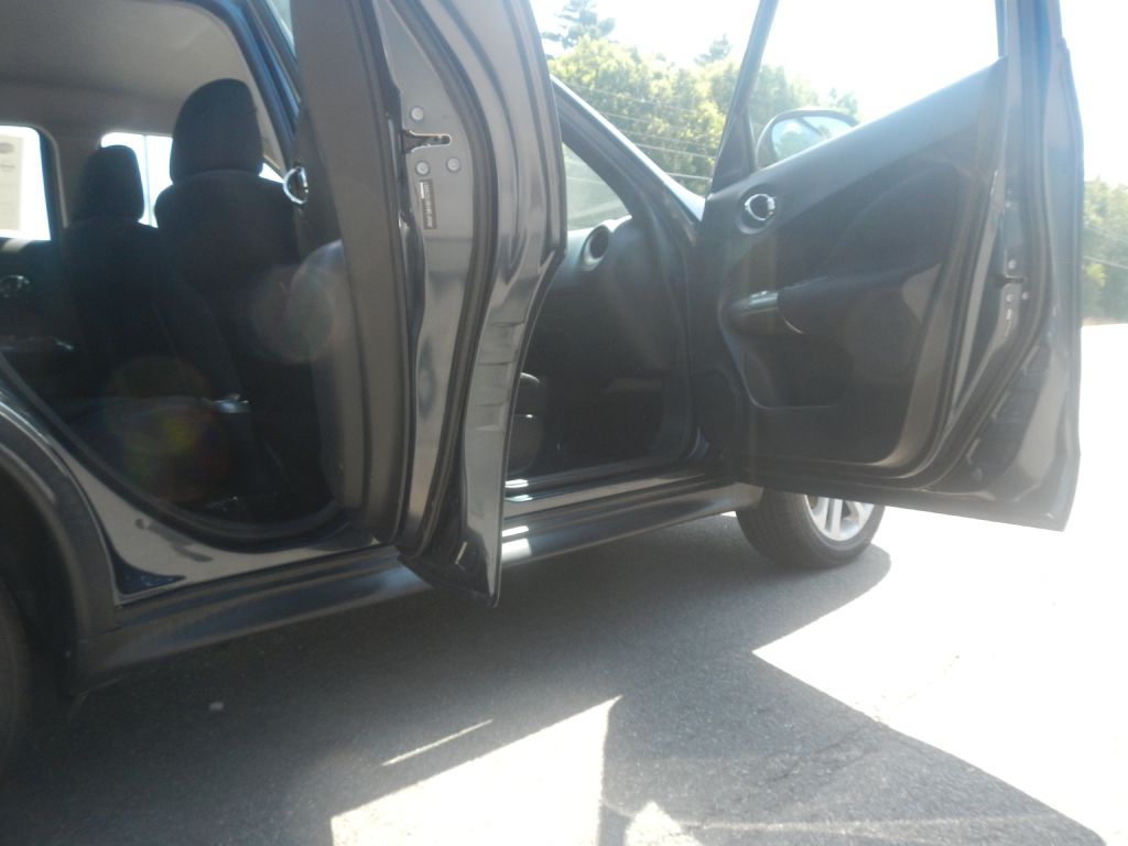 Photo 15 of this NISSAN JUKE AWD