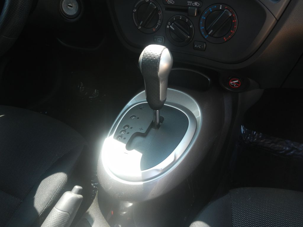 Photo 21 of this NISSAN JUKE AWD
