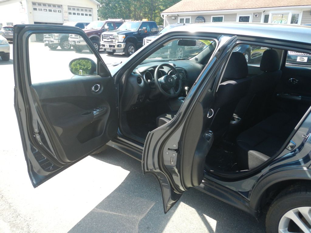 Photo 40 of this NISSAN JUKE AWD