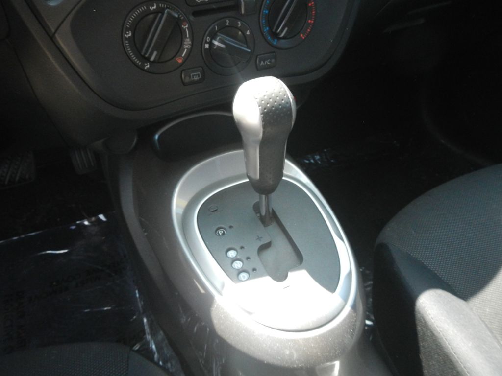 Photo 52 of this NISSAN JUKE AWD