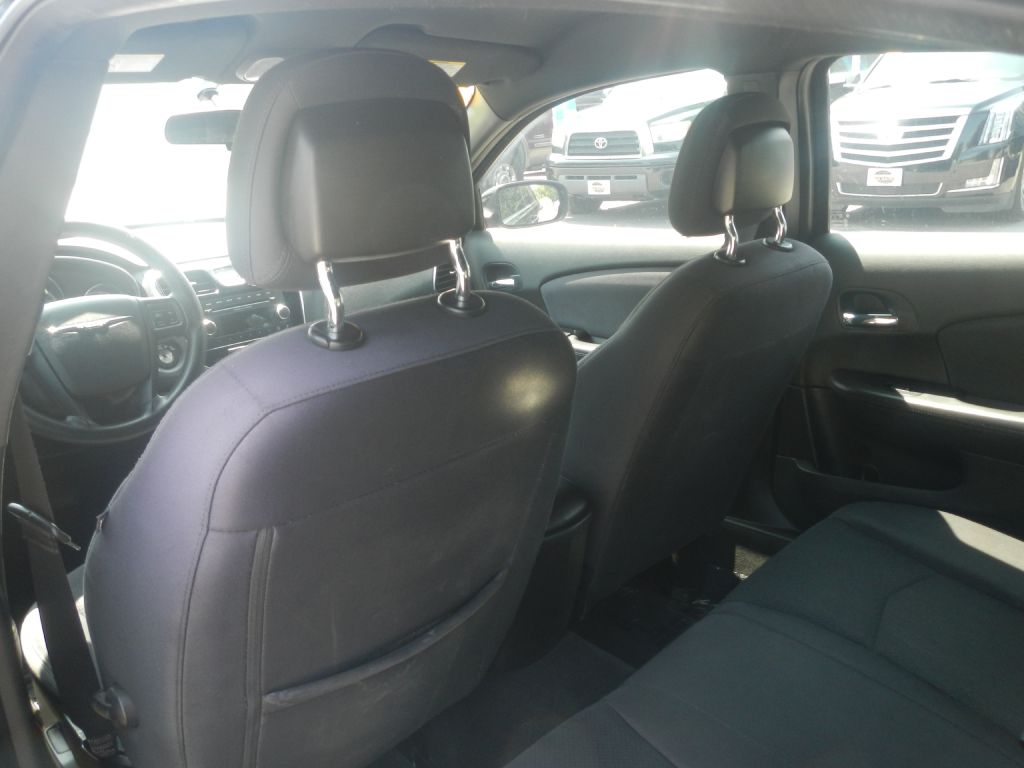 Photo 41 of this CHRYSLER 200