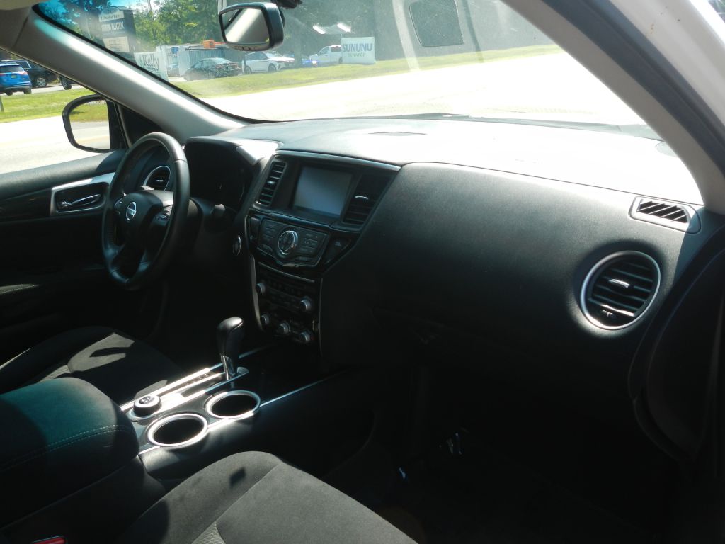 Photo 4 of this NISSAN PATHFINDER