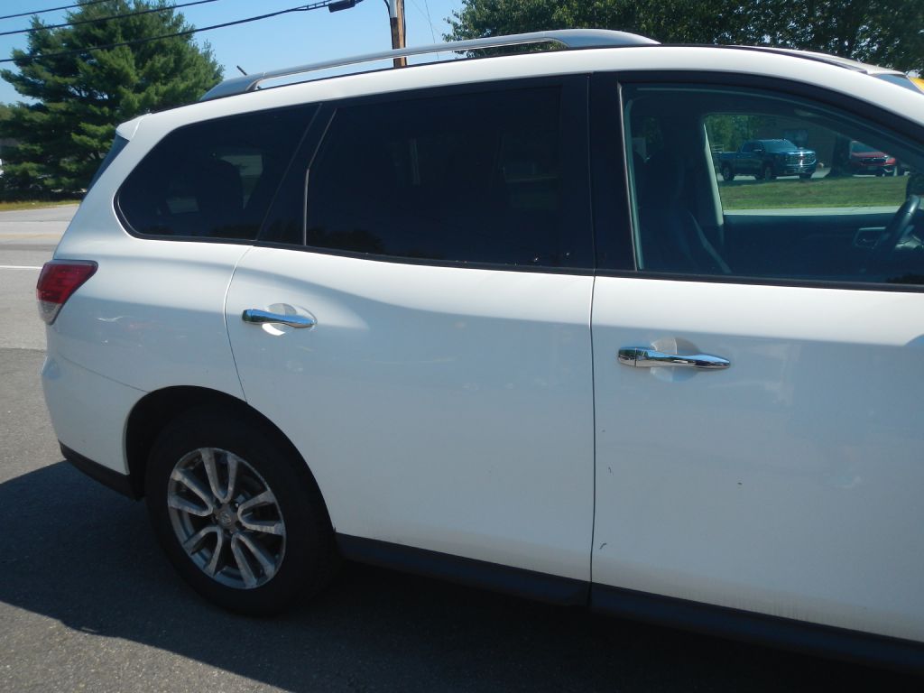 Photo 15 of this NISSAN PATHFINDER