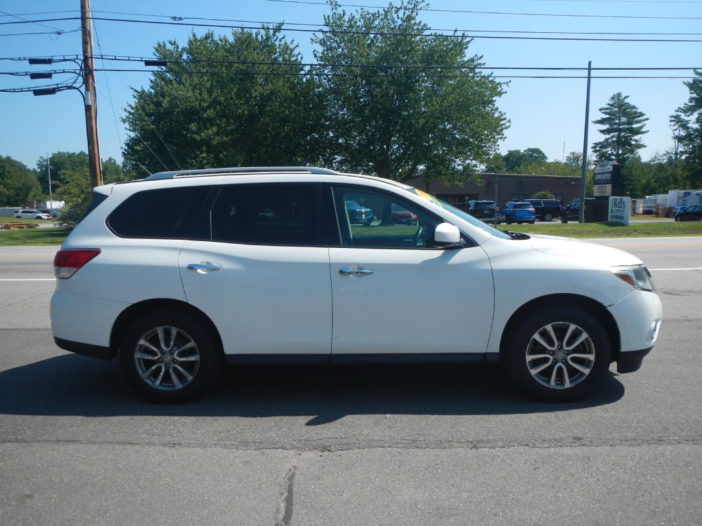 Photo 16 of this NISSAN PATHFINDER