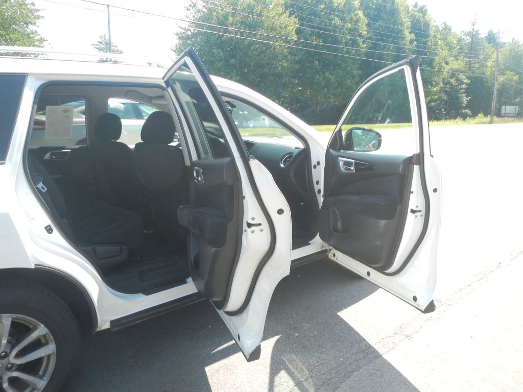 Photo 17 of this NISSAN PATHFINDER