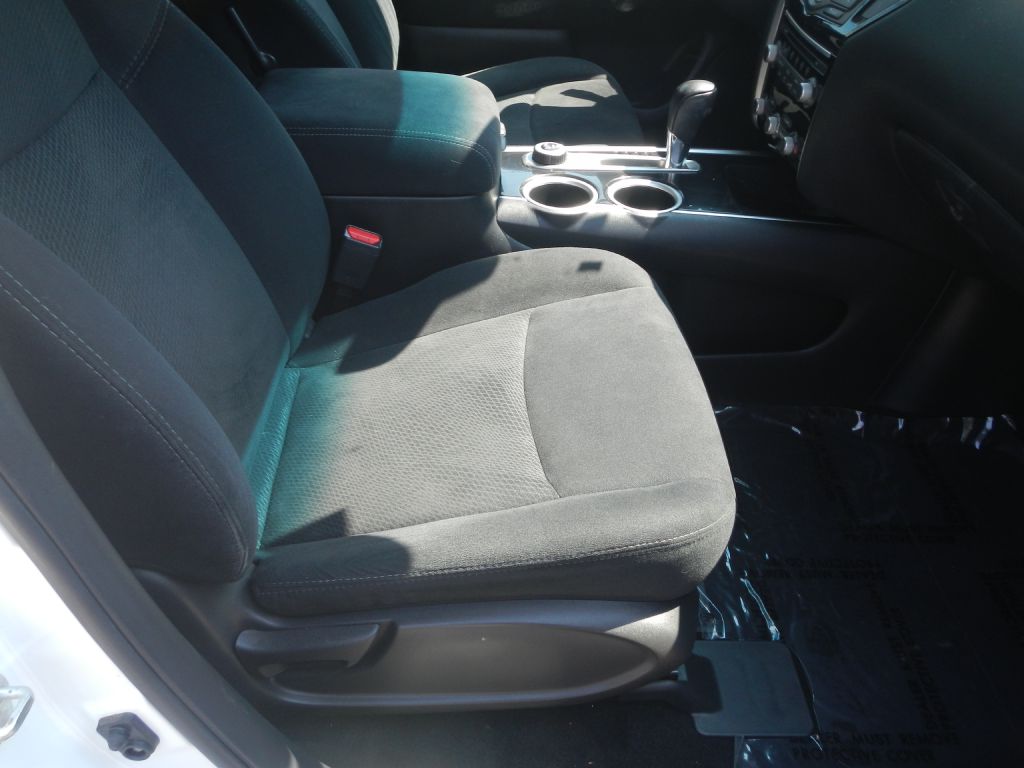 Photo 19 of this NISSAN PATHFINDER