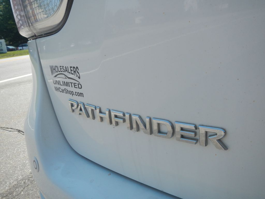 Photo 37 of this NISSAN PATHFINDER