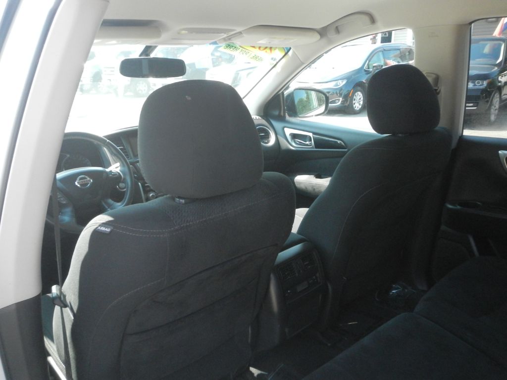 Photo 49 of this NISSAN PATHFINDER