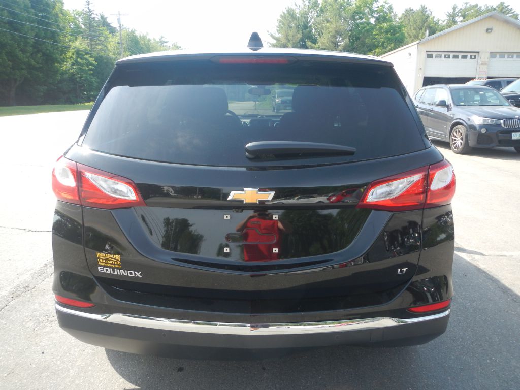 Photo 29 of this CHEVROLET EQUINOX