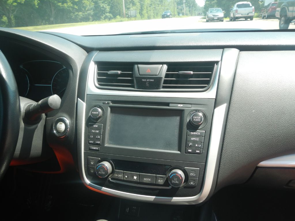 Photo 20 of this NISSAN ALTIMA