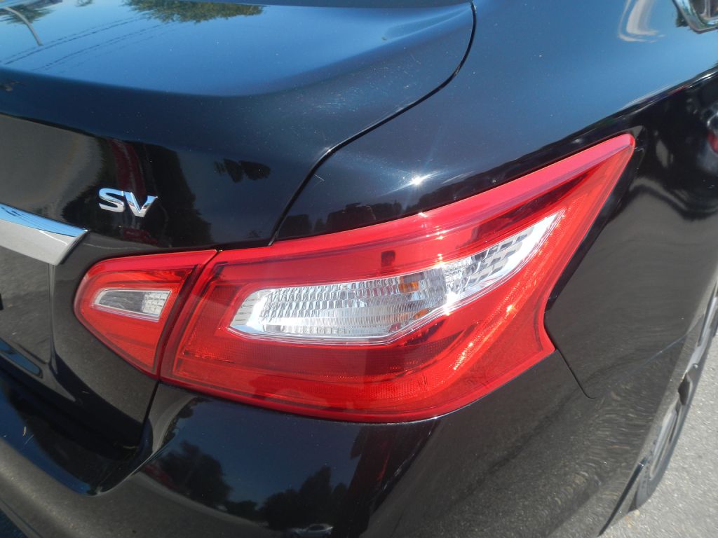 Photo 28 of this NISSAN ALTIMA