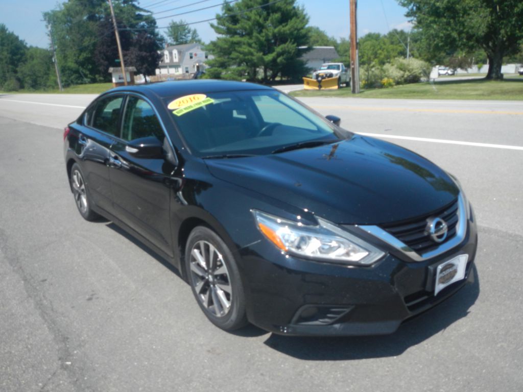 Photo 54 of this NISSAN ALTIMA