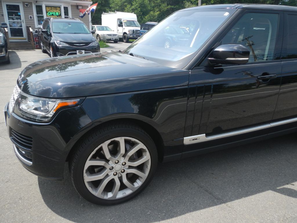 Photo 43 of this LAND ROVER RANGE ROVER