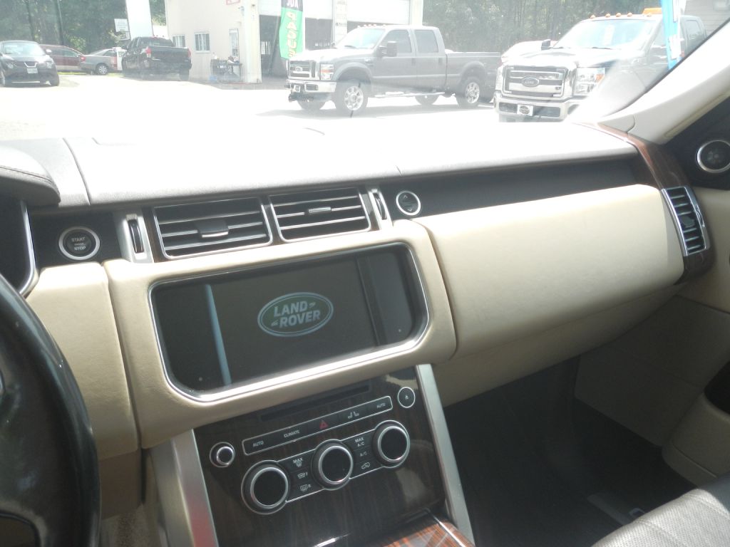 Photo 57 of this LAND ROVER RANGE ROVER