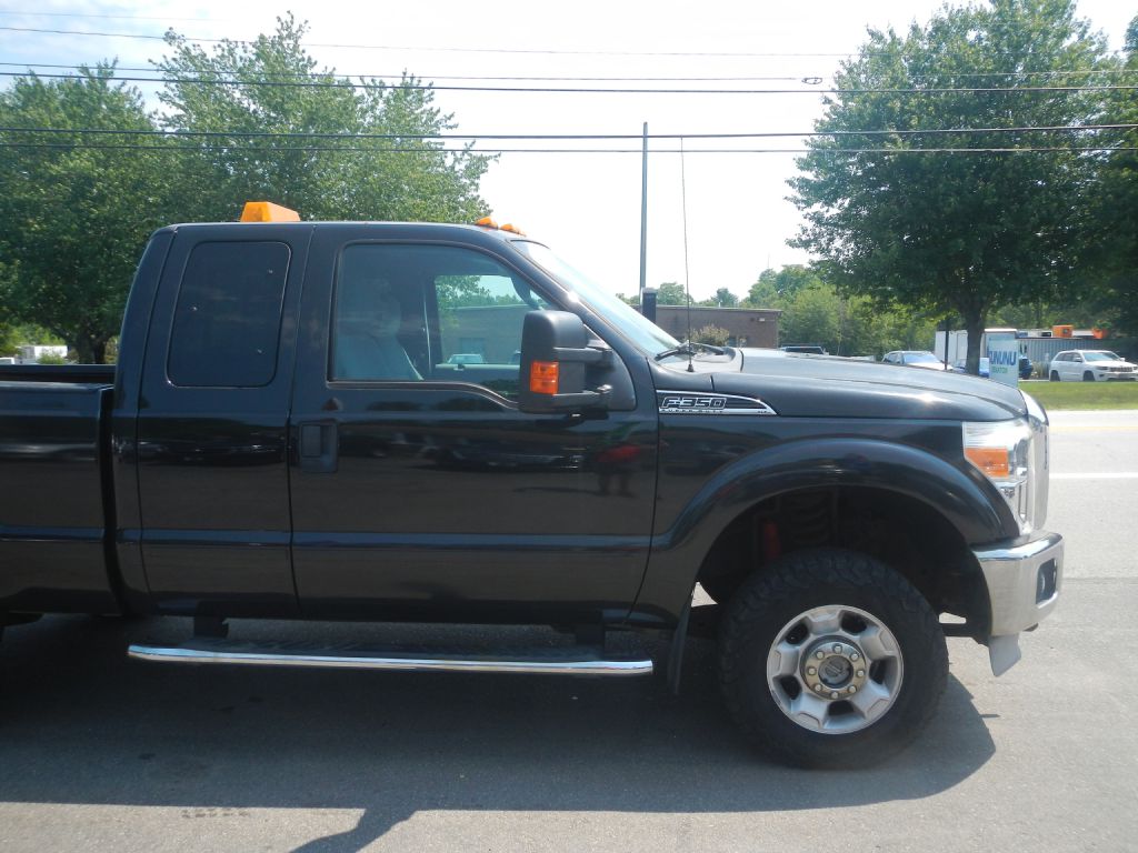 Photo 12 of this FORD F350 SUPER DUTY