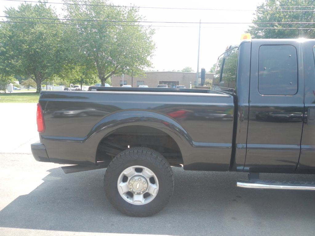 Photo 13 of this FORD F350 SUPER DUTY