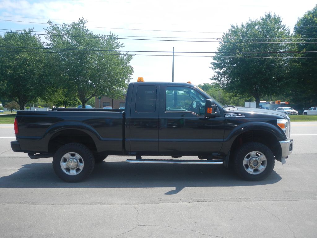 Photo 14 of this FORD F350 SUPER DUTY