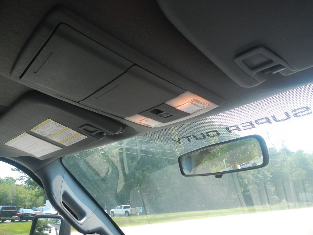 Photo 24 of this FORD F350 SUPER DUTY