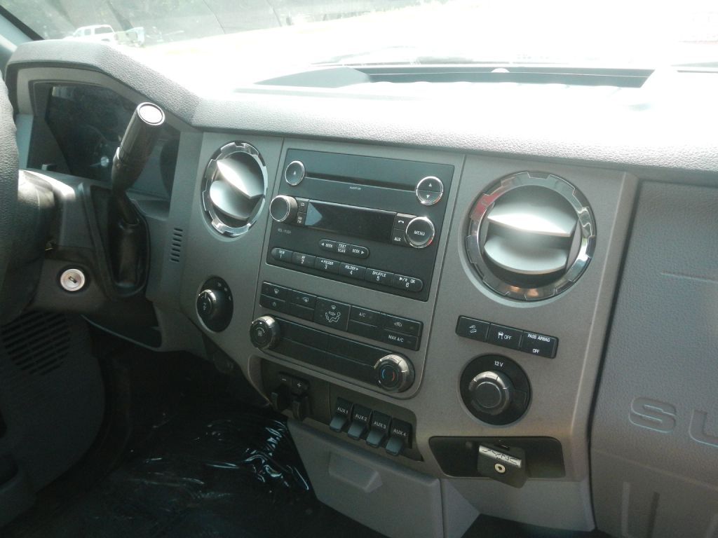 Photo 25 of this FORD F350 SUPER DUTY