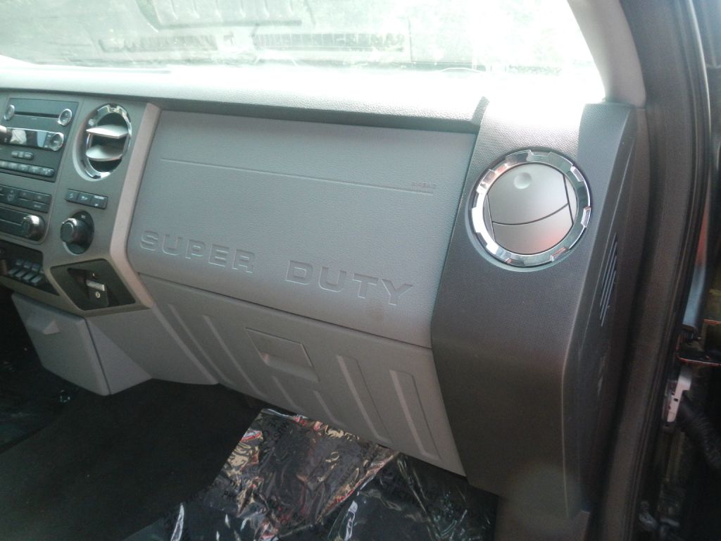 Photo 26 of this FORD F350 SUPER DUTY