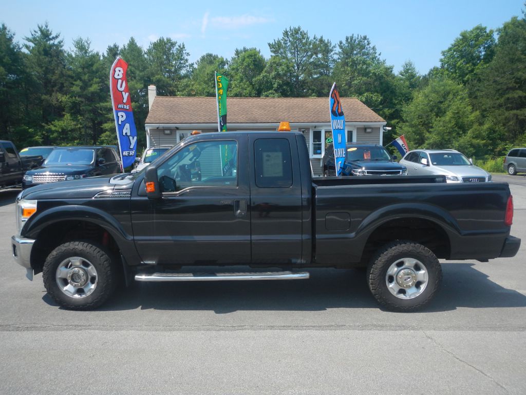 Photo 36 of this FORD F350 SUPER DUTY