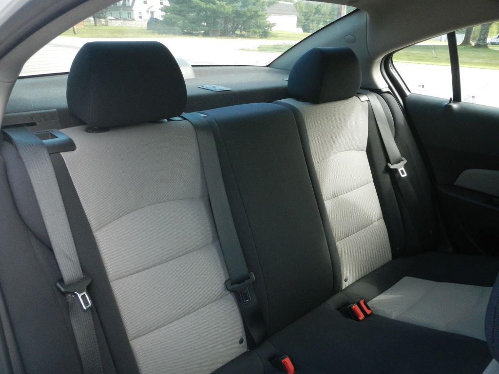 Photo 29 of this CHEVROLET CRUZE