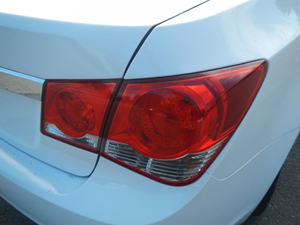 Photo 34 of this CHEVROLET CRUZE
