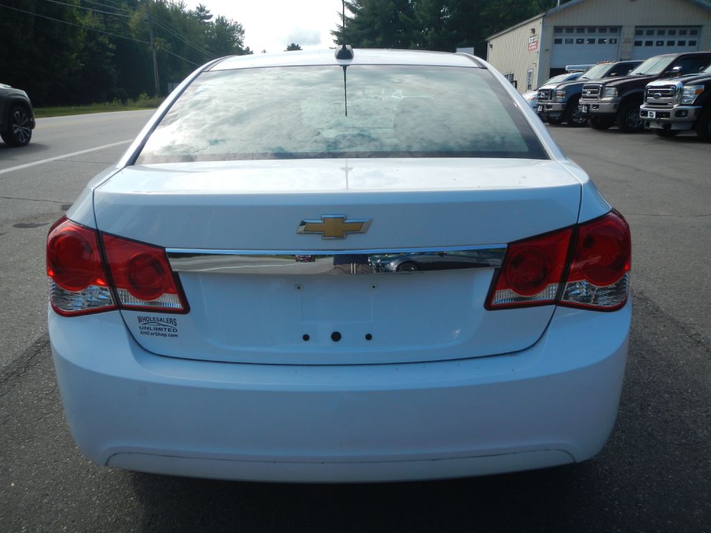 Photo 35 of this CHEVROLET CRUZE
