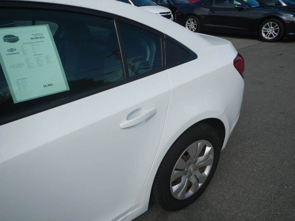 Photo 41 of this CHEVROLET CRUZE