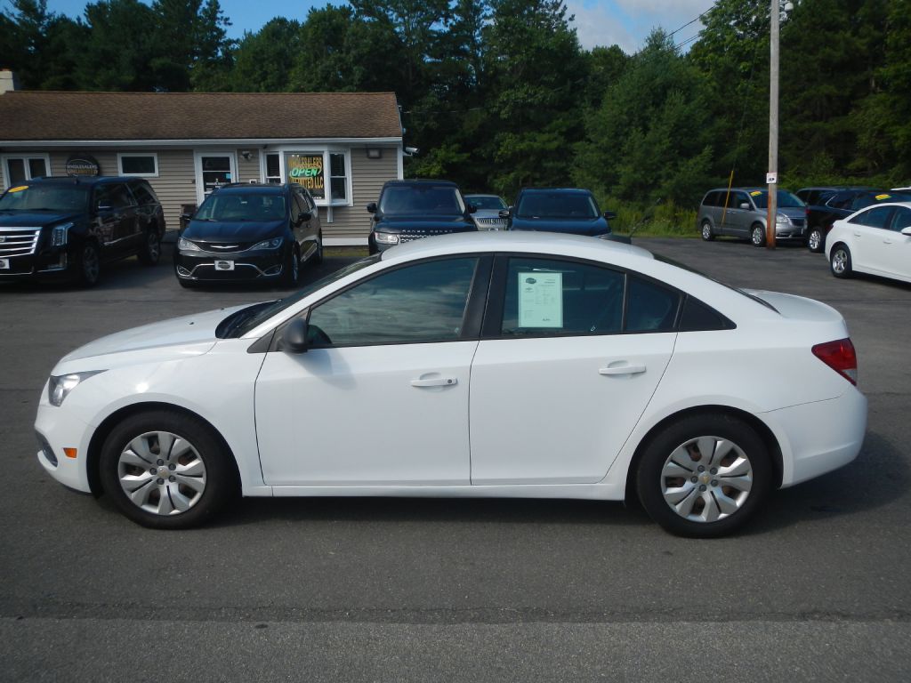 Photo 46 of this CHEVROLET CRUZE