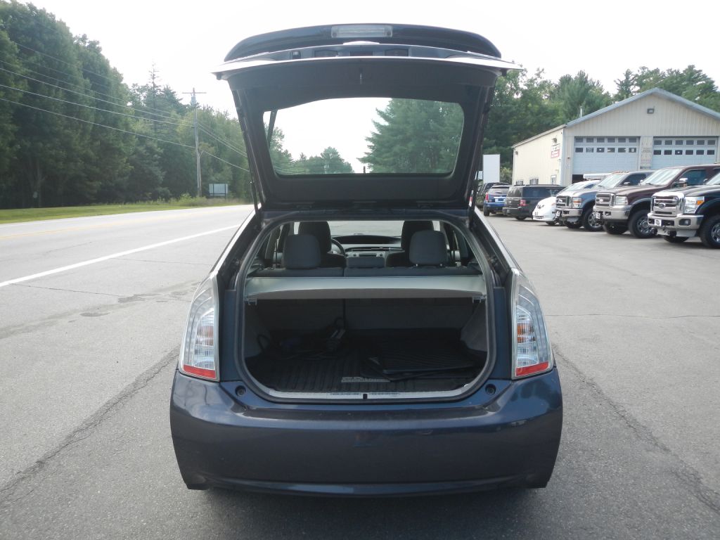 Photo 35 of this TOYOTA PRIUS PLUG-IN