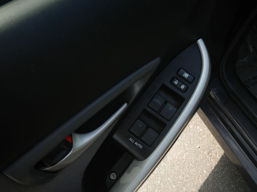 Photo 49 of this TOYOTA PRIUS PLUG-IN