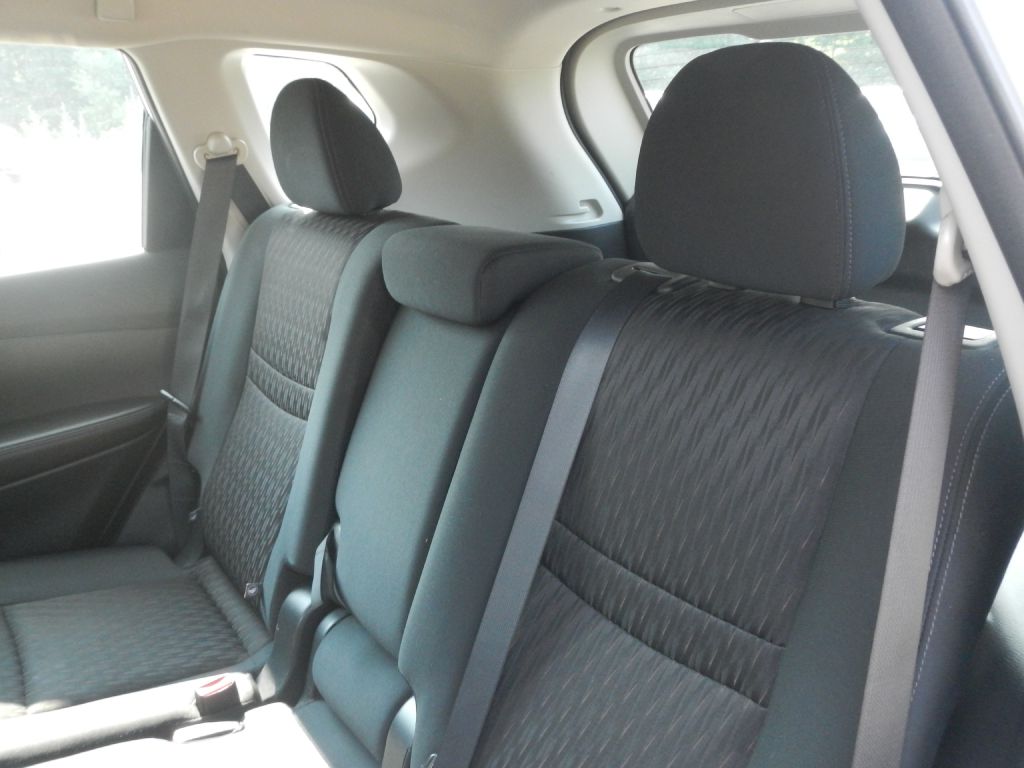Photo 8 of this NISSAN ROGUE