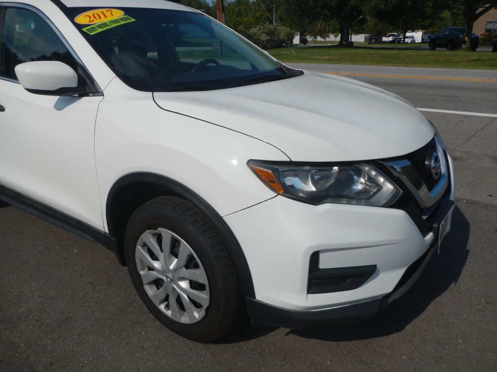Photo 12 of this NISSAN ROGUE