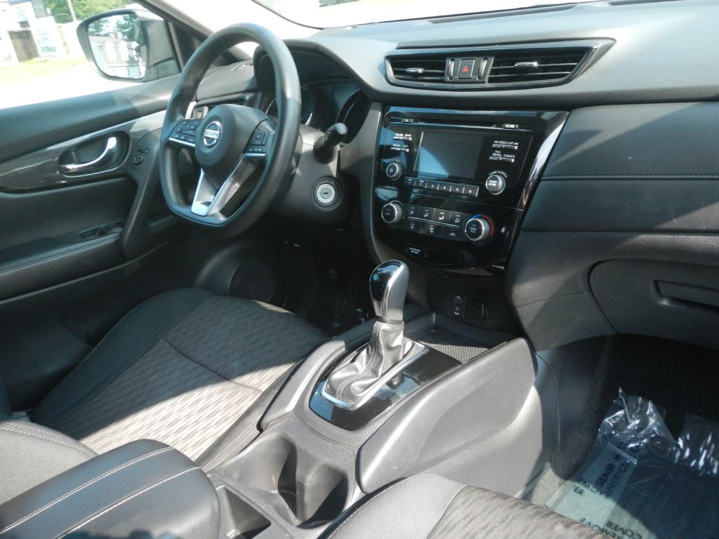 Photo 23 of this NISSAN ROGUE