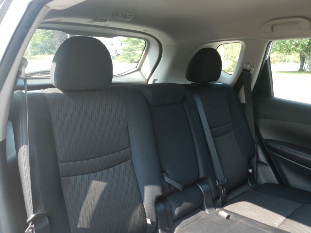 Photo 26 of this NISSAN ROGUE