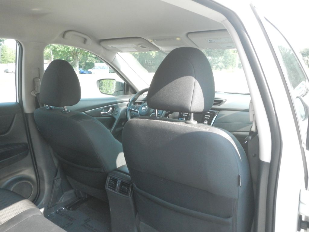 Photo 27 of this NISSAN ROGUE
